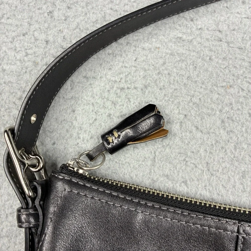 Vintage Coach Hamptons Demi 7461 Black Leather Baguette Shoulder Bag Y2K